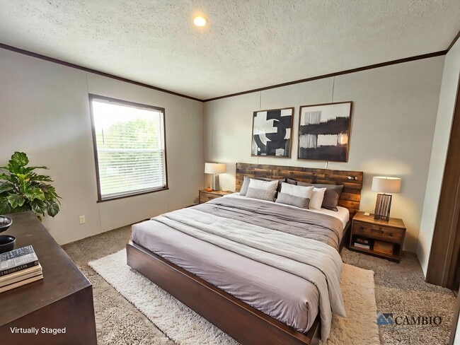 Building Photo - 122 Elm