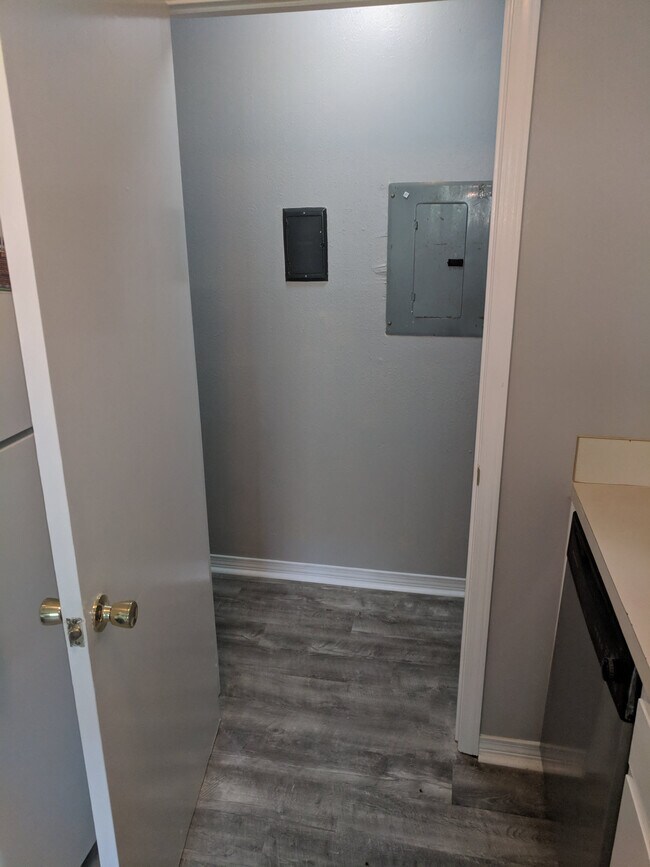 Foto del edificio - 3135 Cedar Creek Dr