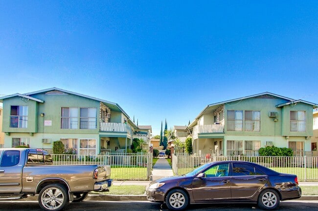 Exterior of Community - Variel Apartments