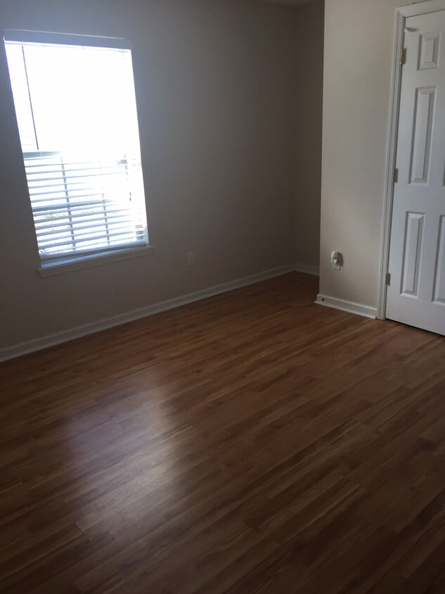 Bedroom - 808 South Edenbridge Way