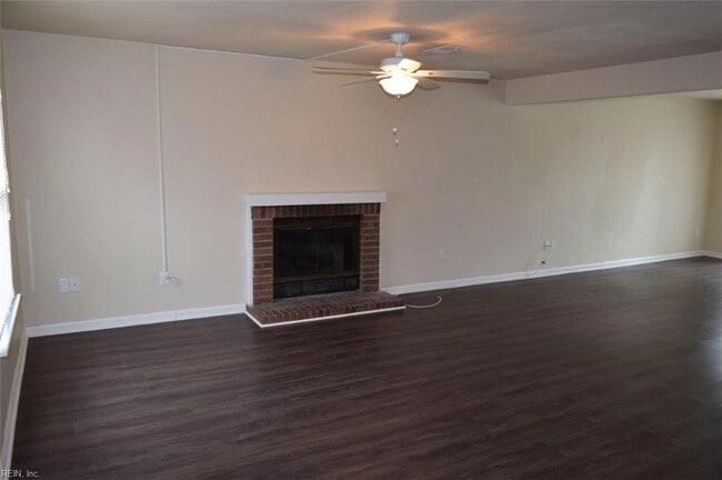 Building Photo - 1308 Mikie Ct