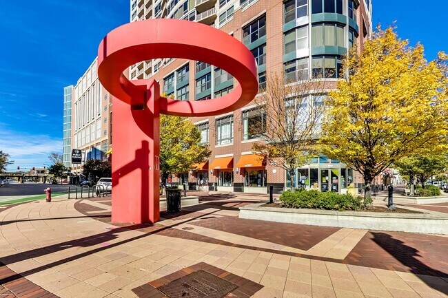 Foto del edificio - 807 Davis St