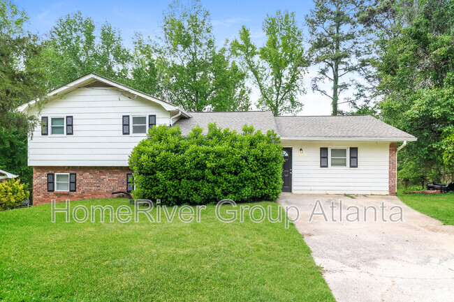 Building Photo - 4640 Central Church Rd