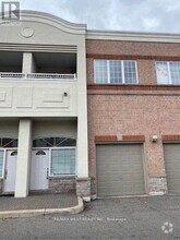 Building Photo - 9441-9441 Jane St