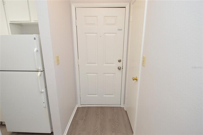 Foto del edificio - 8630 Mallard Reserve Dr