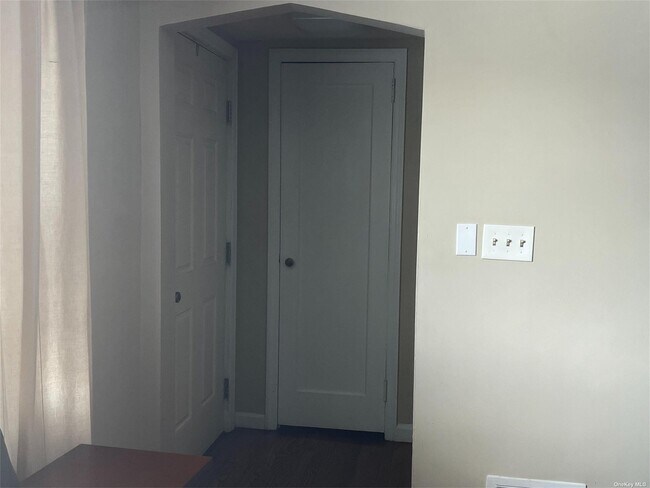 Building Photo - 389 Fulton St