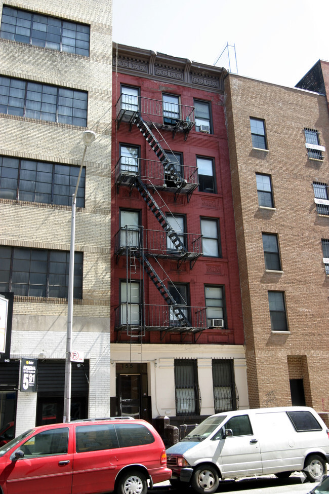 Building Photo - 155 W 83rd St