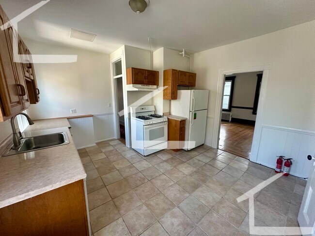Building Photo - No Brokers Fee, Oak Sq. Area, Porch, Eat-in Kitchen, Laundry on a Site