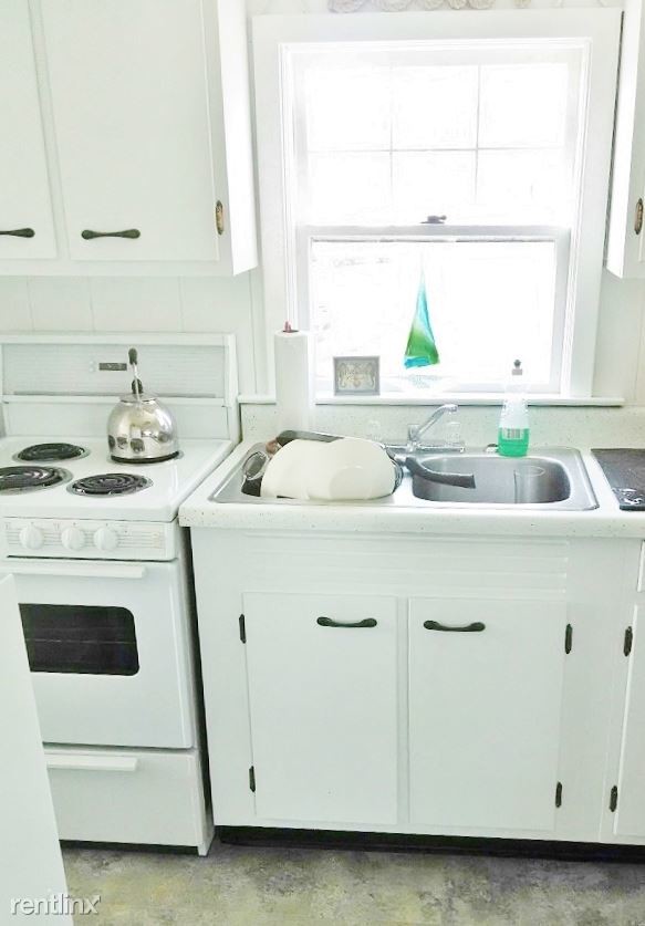 Foto del edificio - 659 Succotash Rd