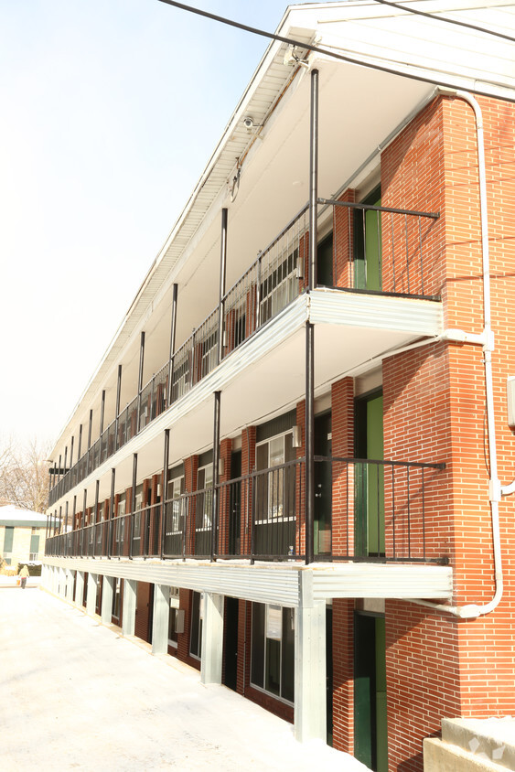 Building Photo - Shiawassee Apartments