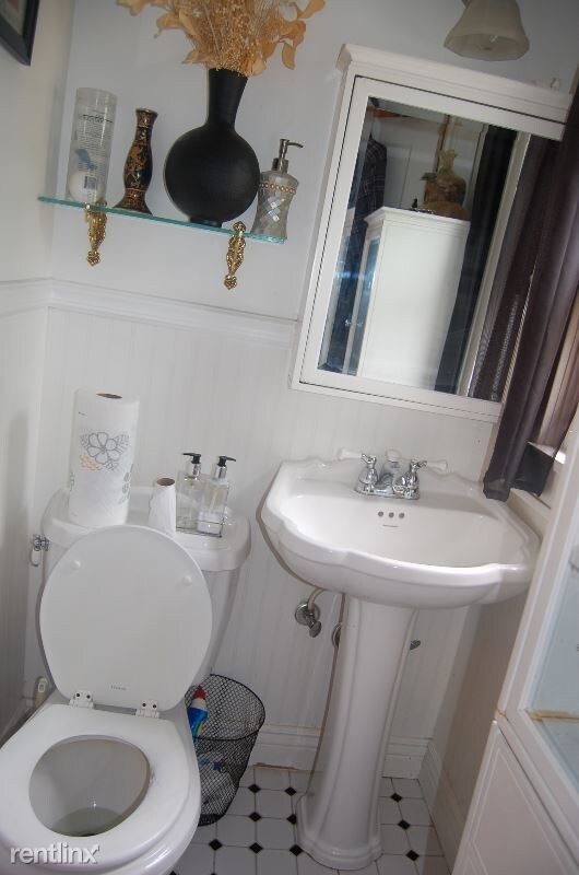 Foto del edificio - 3 br, 2 bath House - 633 Berkley Rd