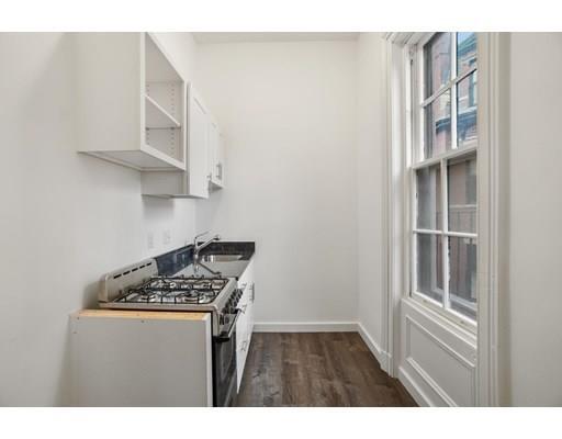 Building Photo - 263 Clarendon St