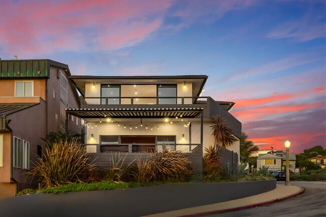 Front of Home Ocean View! - 7611 Rindge Ave
