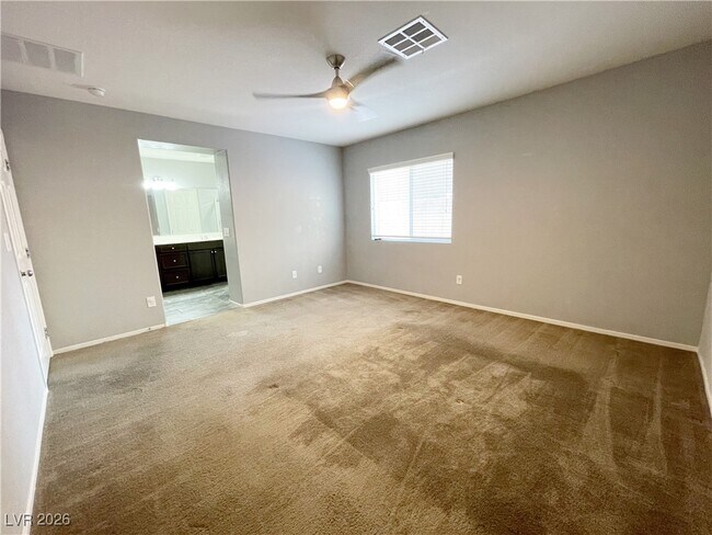 Building Photo - 10520 Shiny Skies Dr