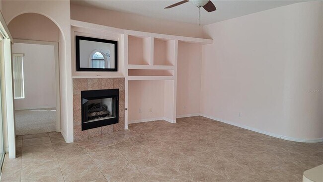 Foto del edificio - 1523 Sundown Ln