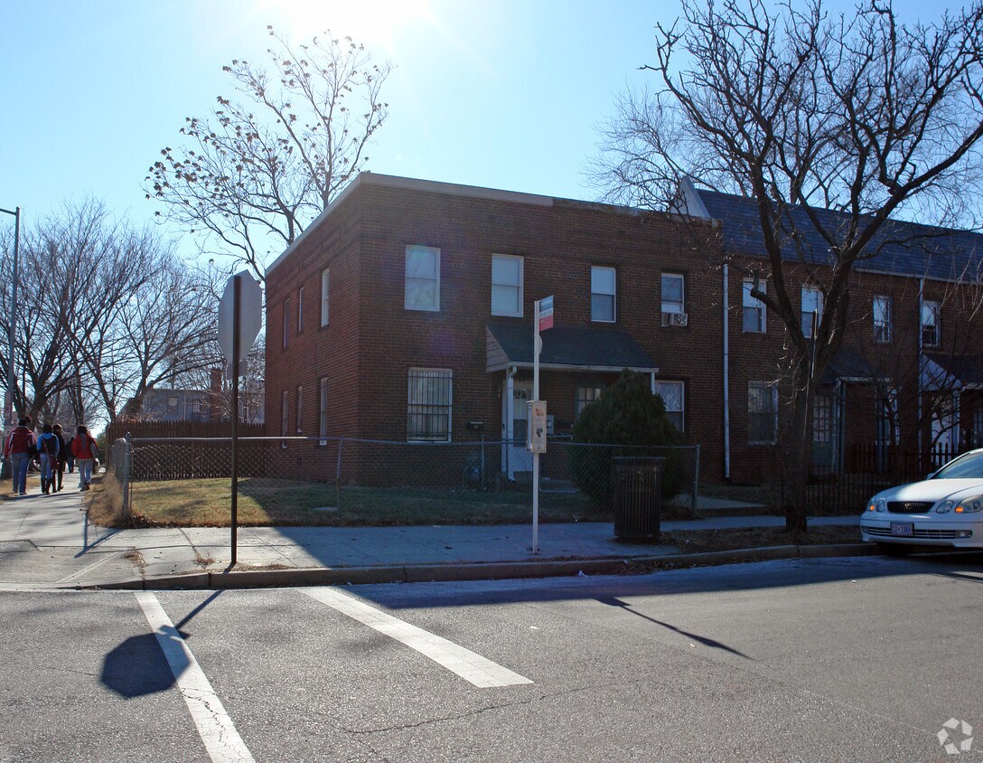 Building Photo - 102-112 O St SW