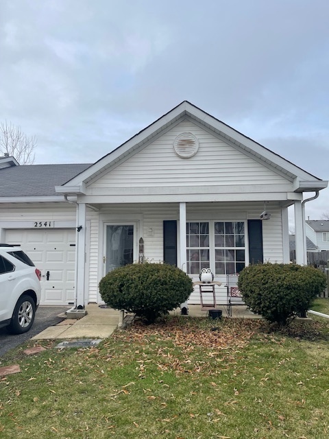 Primary Photo - 2541 Stonybrook Dr