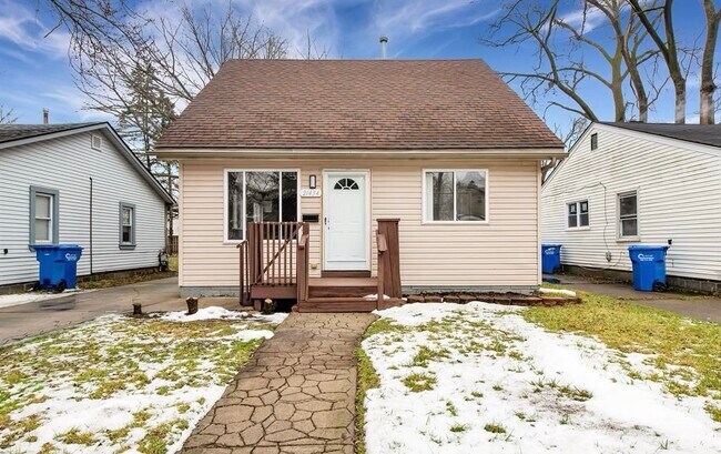 Building Photo - 21434 Audrey Ave