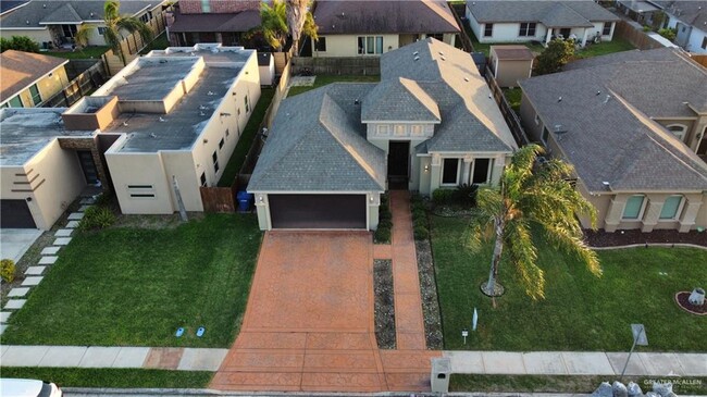 Foto del edificio - 2113 Rice Ave