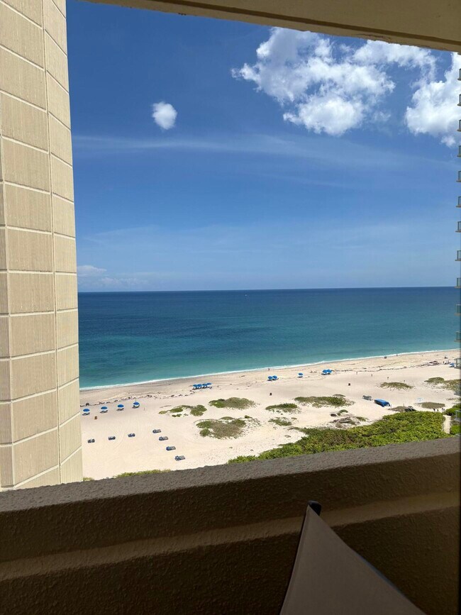Foto del edificio - 2800 N Ocean Dr