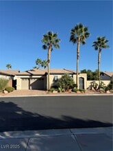 Building Photo - 3212 Wisteria Tree St