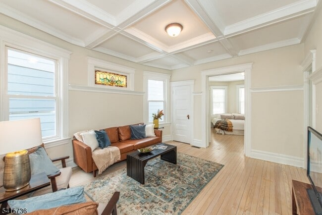 Foto del edificio - 207 Hillside Ave