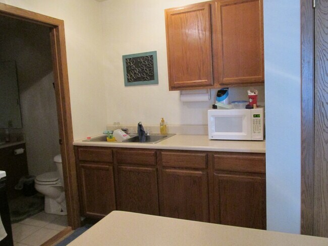 Foto del edificio - 1110 W 20th St