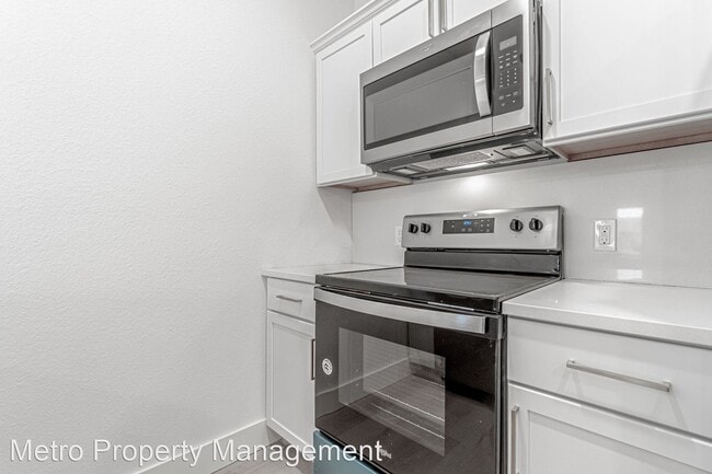 Building Photo - 3 br, 2 bath House - 2707-1 SW Livingston ...
