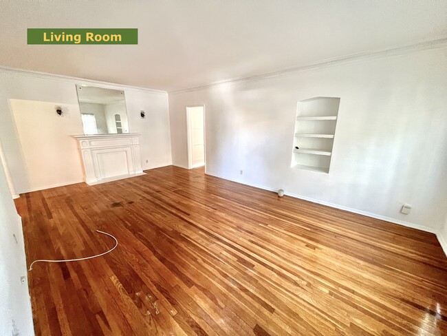Living Room - 1160 S Citrus Ave