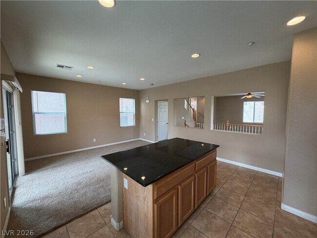 Foto del edificio - 6657 Colorado Spruce St