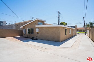 Building Photo - 2746 Santa Anita Ave