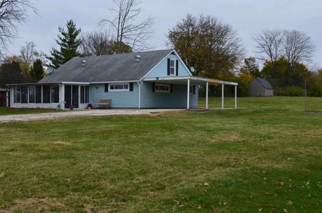 Photo - 810 Woodbine Rd