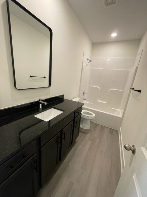 Foto del edificio - 5215 Chase St S
