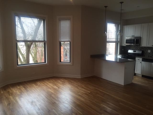 Foto del edificio - 607 W Oakdale Ave