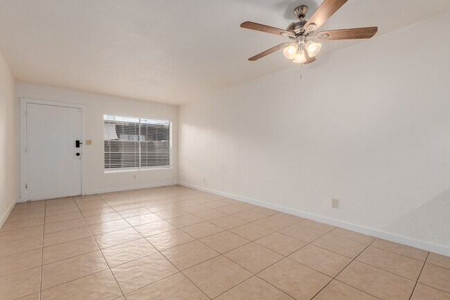 Foto del edificio - 925 W Peoria Ave