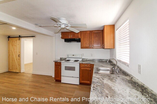 Building Photo - 2 br, 2 bath House - 720 Old Albee Farm Rd