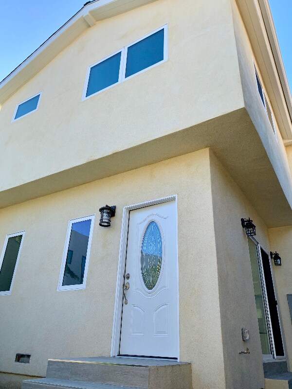 Foto del edificio - 2221 Glendon Ave