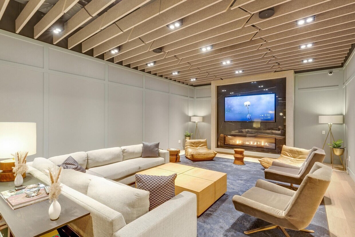 Foto principal - 68 W 37th St