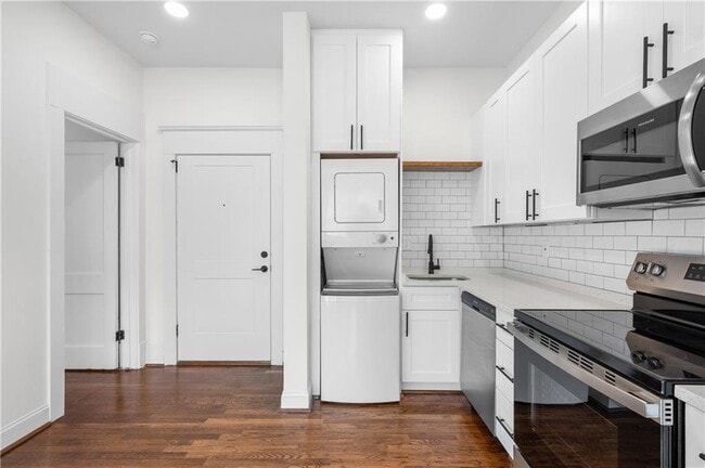 Building Photo - 360 Ponce De Leon Ave NE