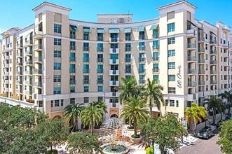 Building Photo - 610 Clematis St