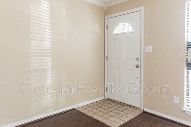 Building Photo - 2370 Grayson Valley Dr