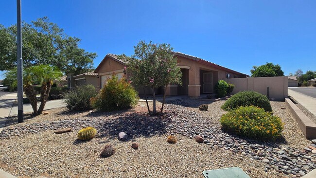 Foto del edificio - 16640 N 153rd Ct