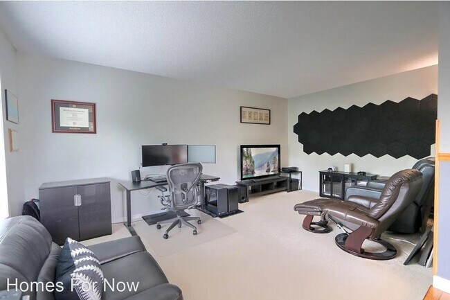 Foto del edificio - 4 br, 2 bath House - 670 Saxony Circle