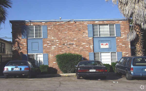 Foto del edificio - 4048-4056 48th St