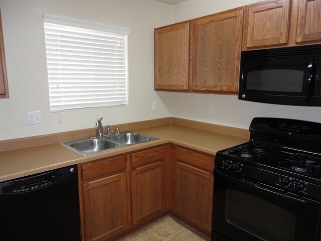 Foto del edificio - 3744 Lonesome Ridge St NE