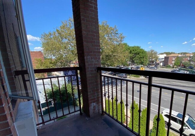 Building Photo - 2872 86th St