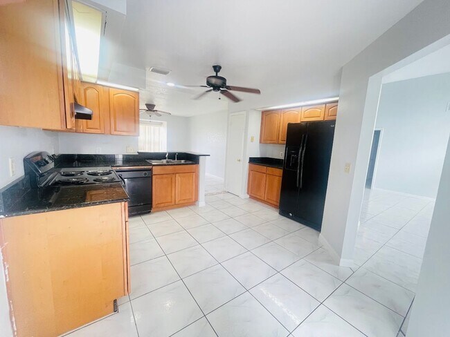 Foto del edificio - 202 Coral Reef Cir