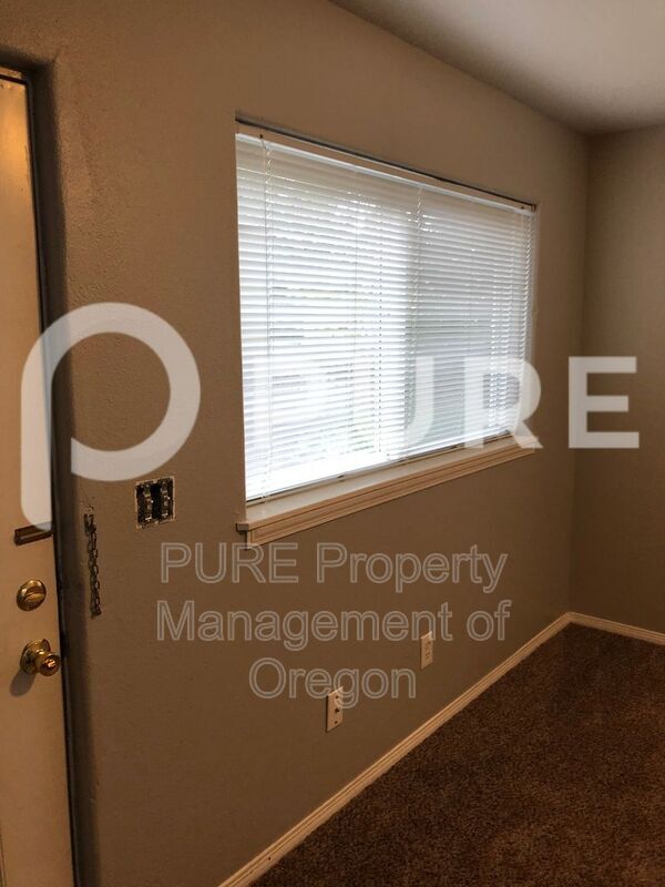 Building Photo - 5623 SE 84th Ave