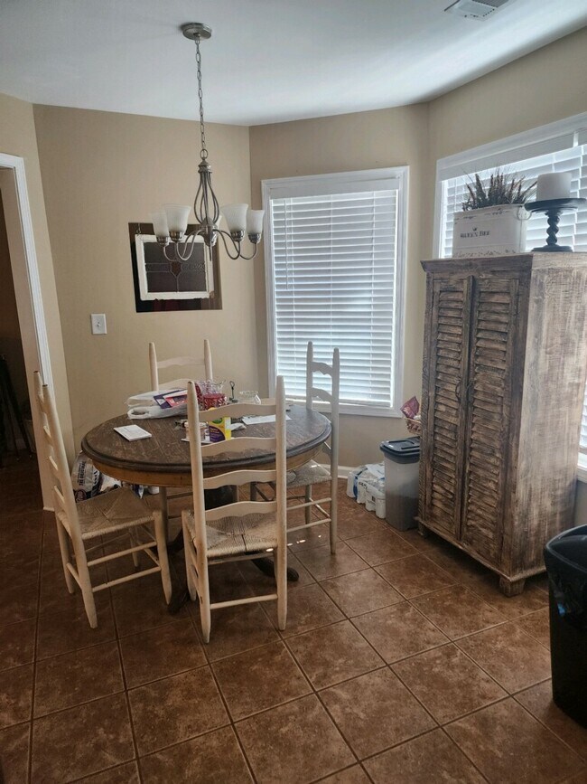 Foto del edificio - 1407 Princeton Dr