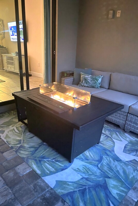 Foto del edificio - 7662 Jacaranda Ln